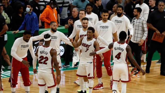 1659596535863056354.jpg usatsi_18374859.jpg